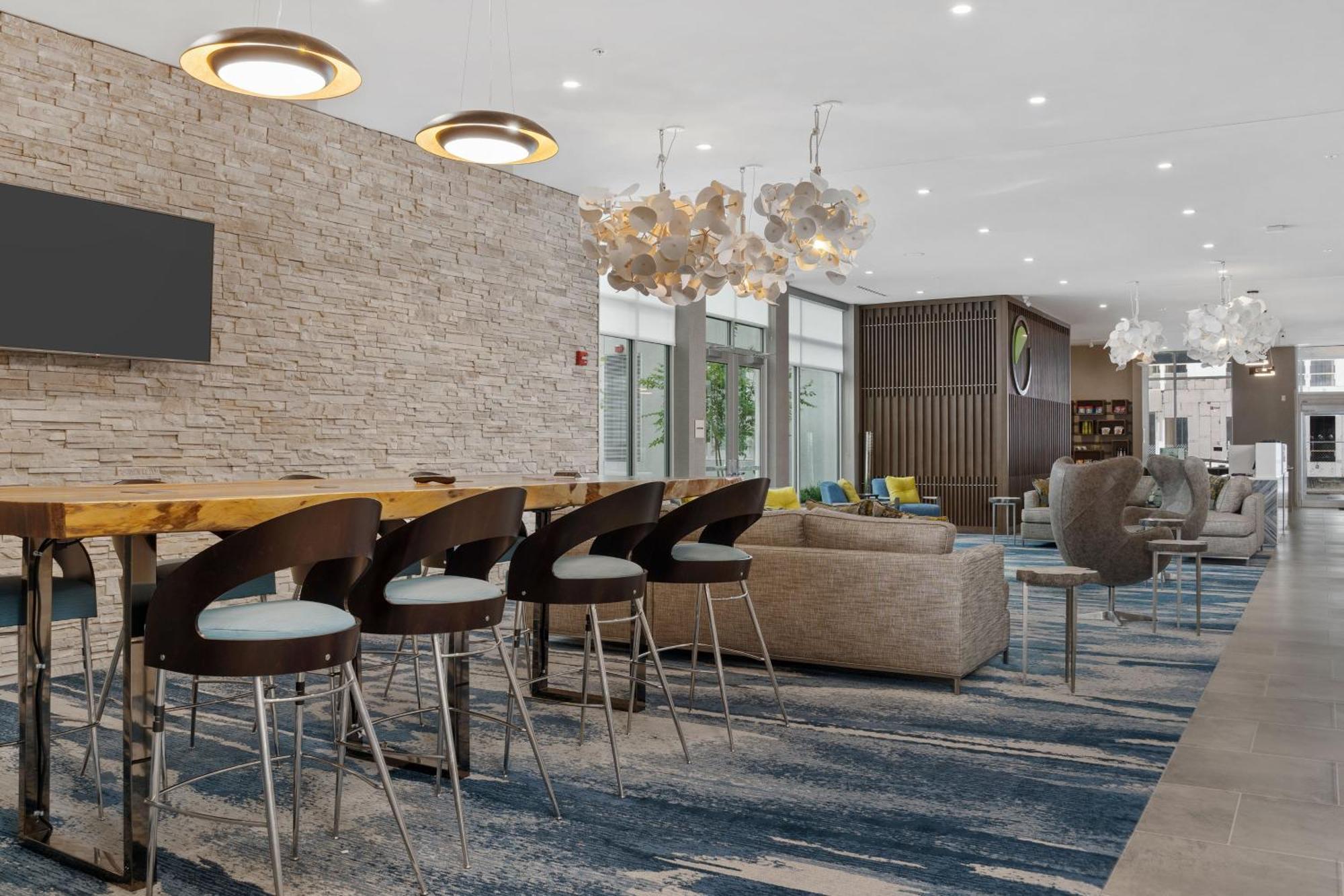 Element Hampton Peninsula Town Center Hotel Exterior foto